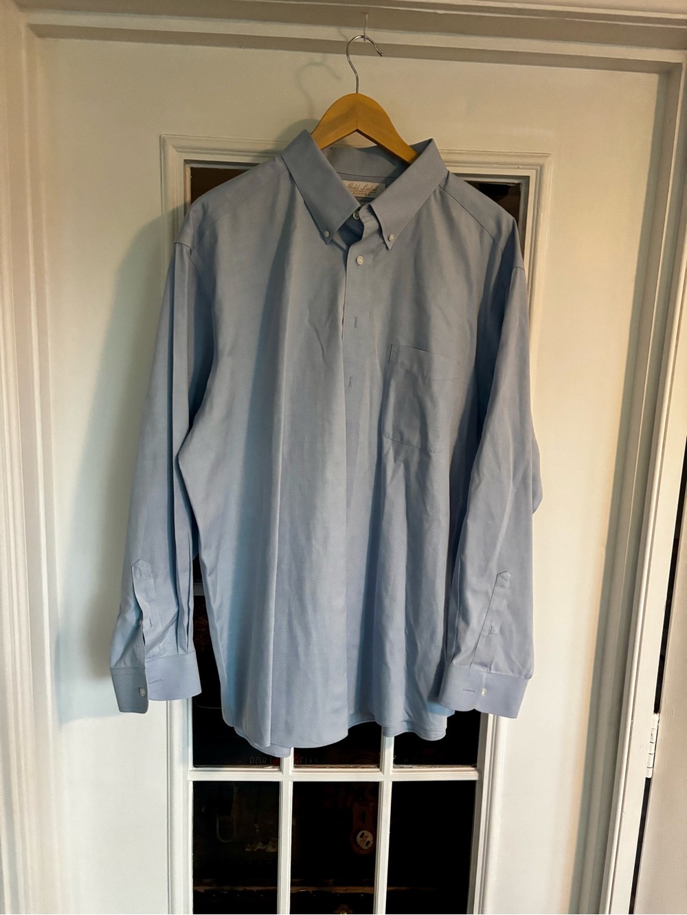 Roundtree & Yorke Light Blue Button-Down Dress Shirt